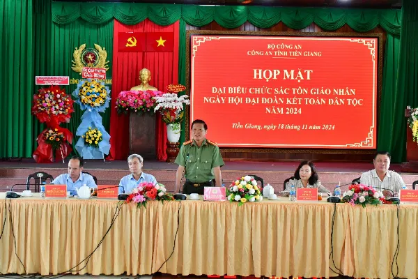 Phông nền trắng trong ảnh chụp CMND