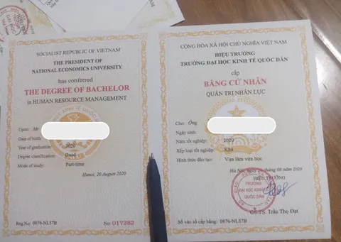 Dịch vụ làm bằng giả quảng cáo rầm rộ trên mạng