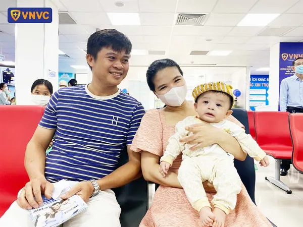 Gia đình tiêm ngừa tại VNVC Trảng Bom