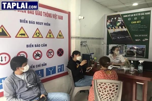 Đăng ký học bằng lái xe B2